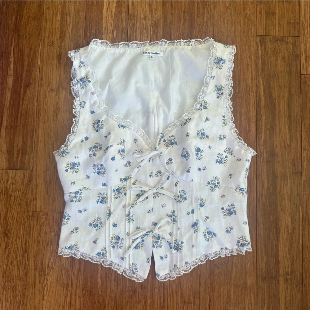 NWOT Reformation Brenda Linen Top size 4 women’s top bow floral lace shirt - Picture 4 of 9